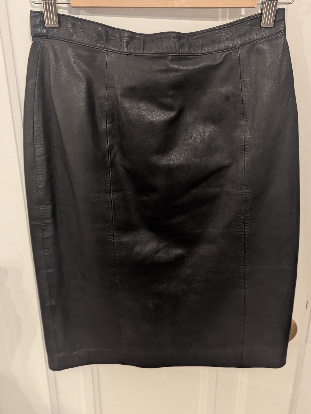 Classic Black Leather Pencil Skirt - Women's